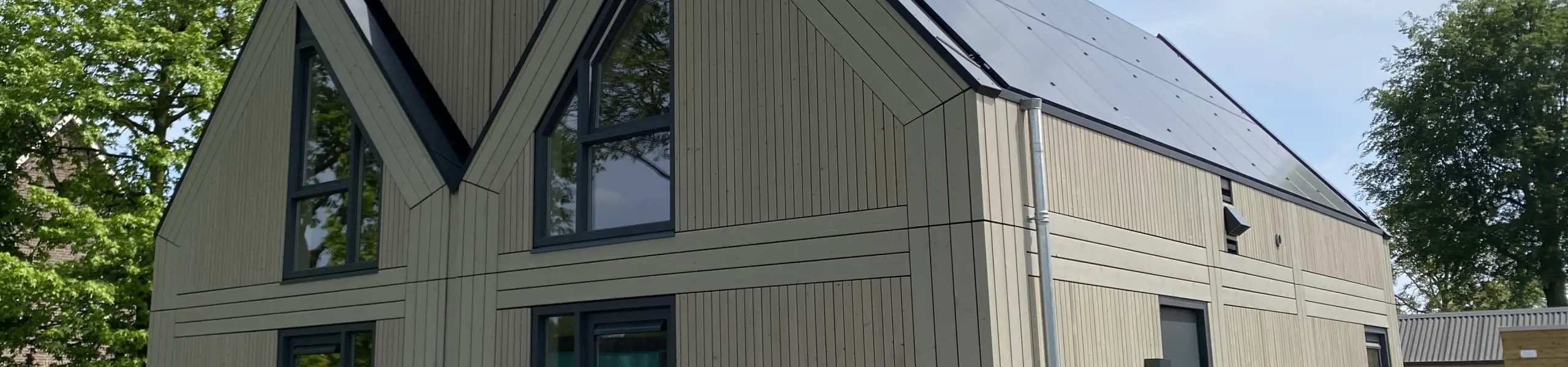 Twee duurzame woningen  / De Mortel